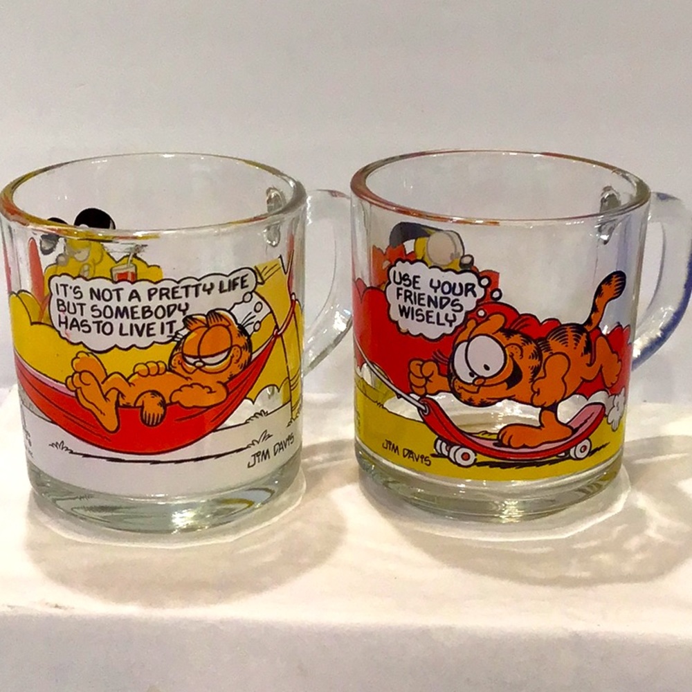 Pair of Garfield cups, McDonalds 1978 EUC